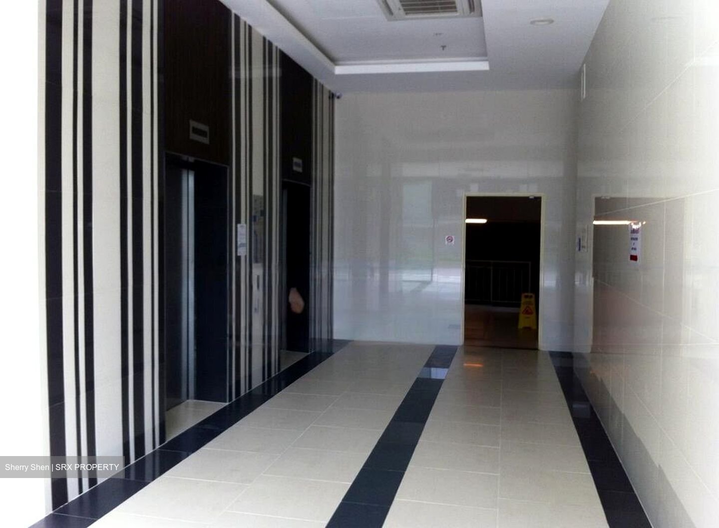 Woodlands 11 (D25), Factory #456640661